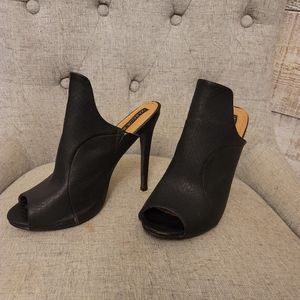 Izabella Rue Heels